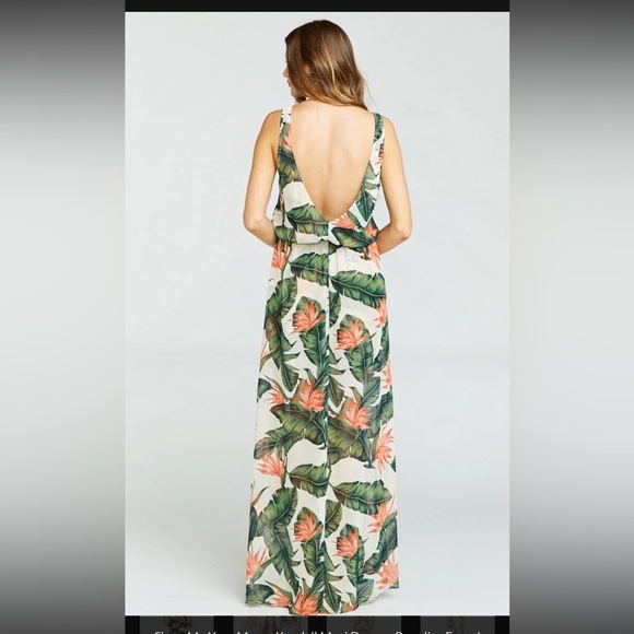 Show me your mumu maxi dress size medium - Picture 12 of 12